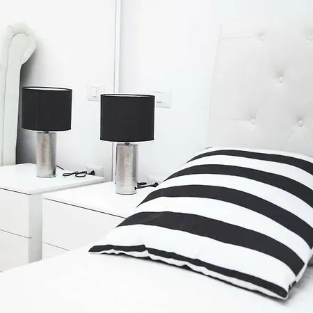 Casa Marzia Bed and Breakfast 2*